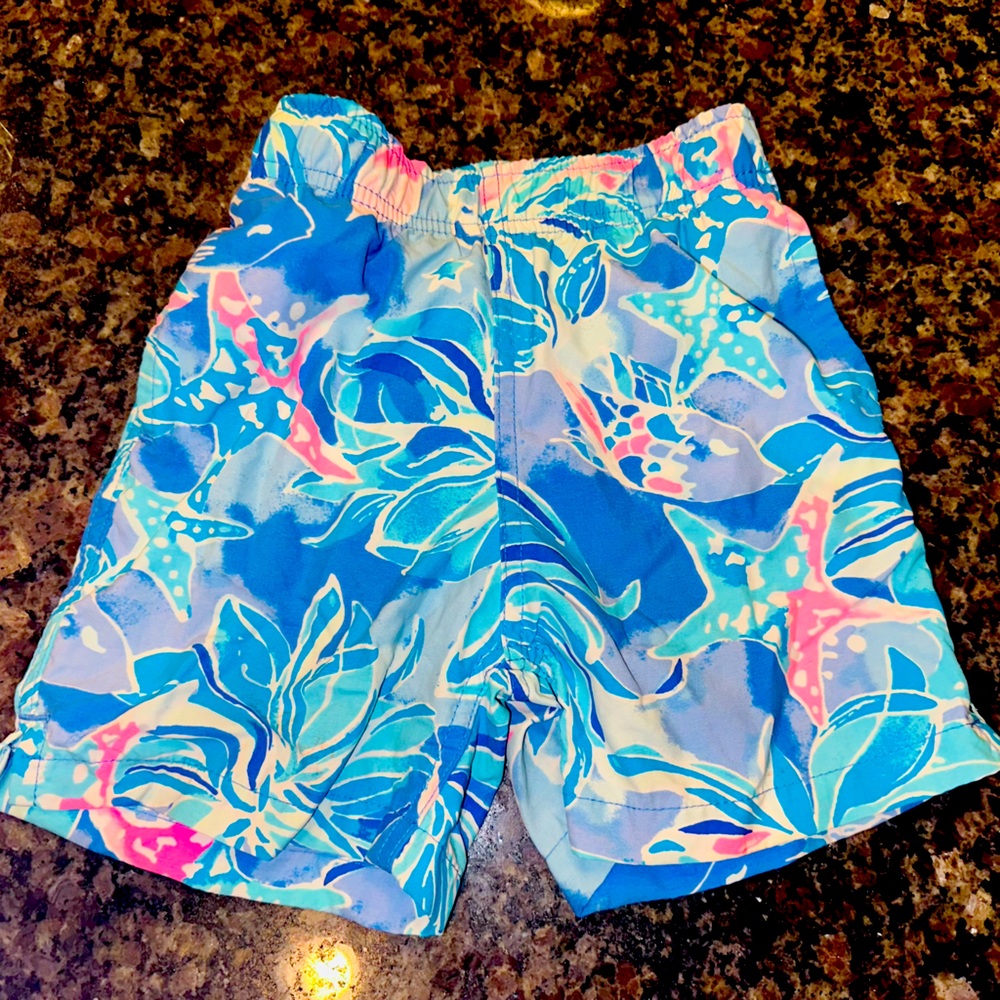 Lilly Pulitzer XS size 2/3 boys swim trunks